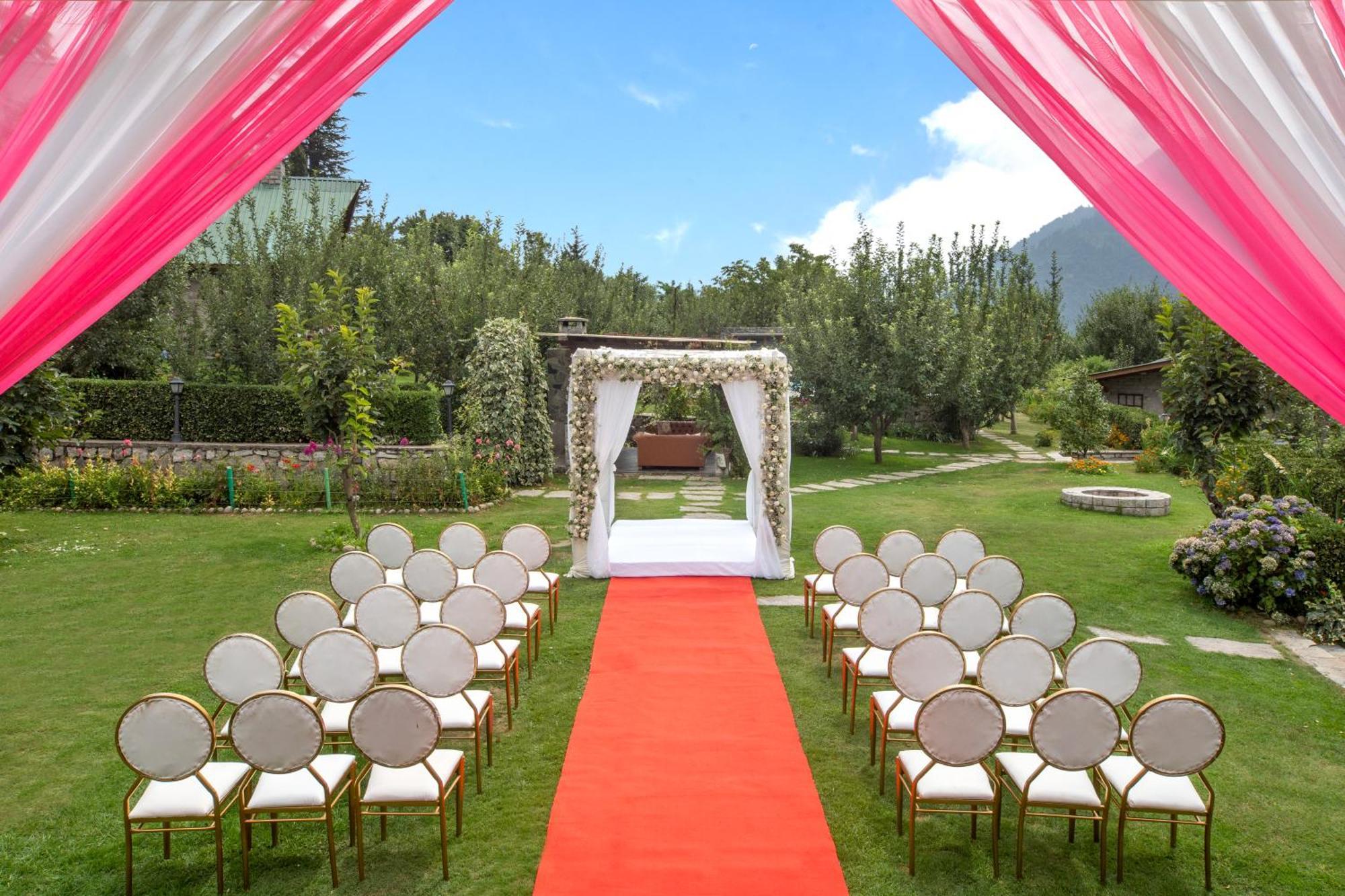 Larisa Resort Manali Экстерьер фото