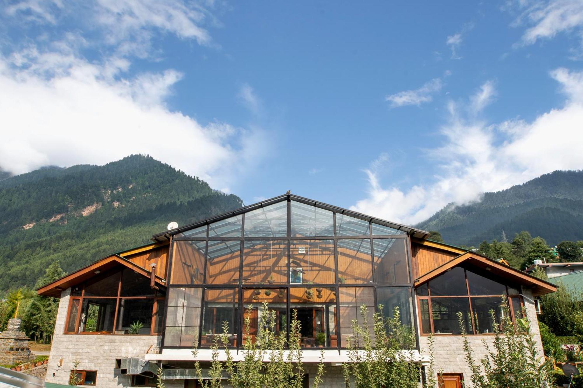 Larisa Resort Manali Экстерьер фото